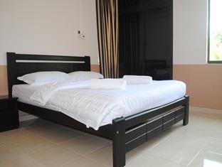 Putra Putri Lodge Kangar Extérieur photo